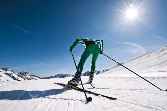 Czy warto uprawiać narciarstwo biegowe?